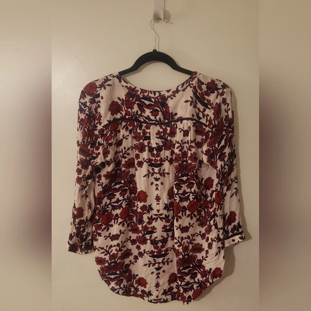 Lucky Brand Women's Blouse - Size Medium - Picture 3 of 6